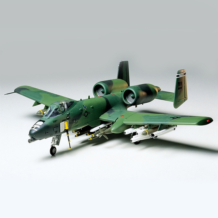 Fairchild Republic, A-10A Thunderbolt II - TAMIYA 61028 - 1/48