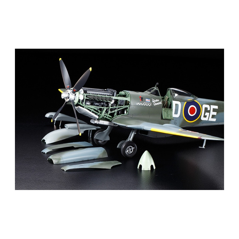 Supermarine spitfire MK.XVIE - TAMIYA 60321 - 1/32