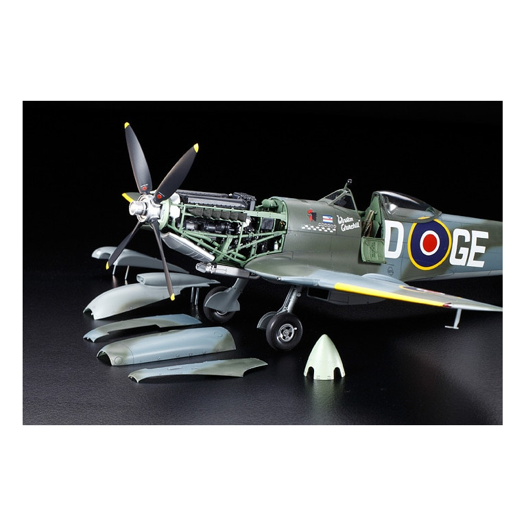 Supermarine spitfire MK.XVIE - TAMIYA 60321 - 1/32