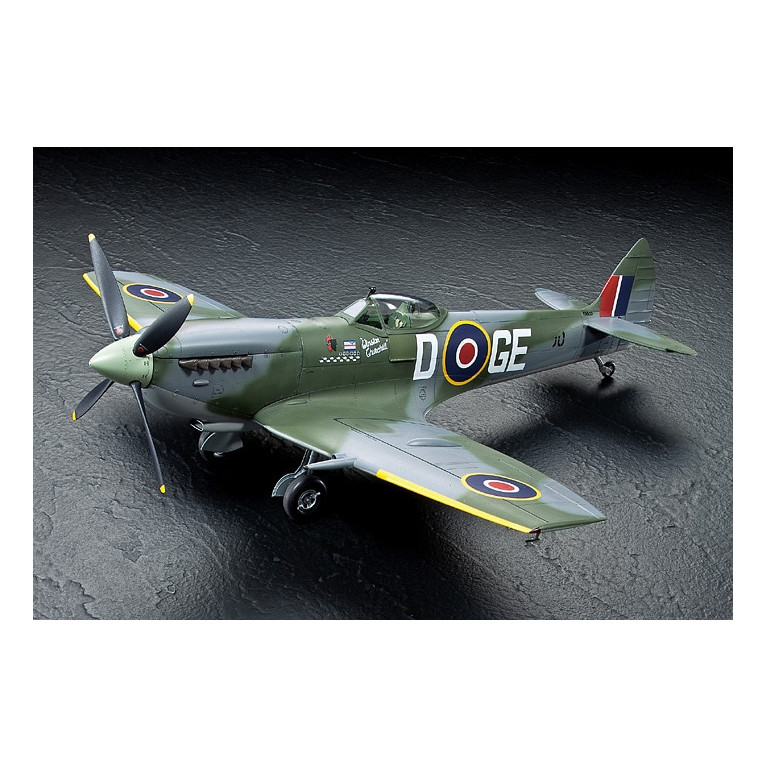 Supermarine spitfire MK.XVIE - TAMIYA 60321 - 1/32
