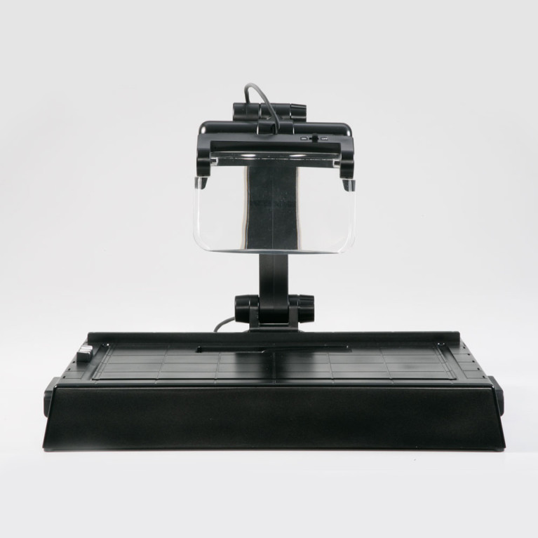 Support de travail avec lentille grossissante - TAMIYA 74064 Support de travail avec lentille grossissante - TAMIYA 74064