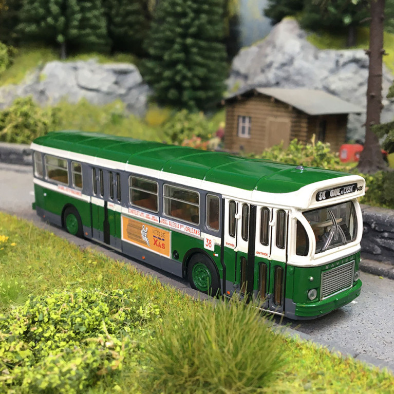 Autobus SAVIEM SC10, 0-4-4, RATP ligne 38 (Gare de l'Est - Porte d'Orléans), 1974, exclusif - BREKINA 4361 - HO 1/87