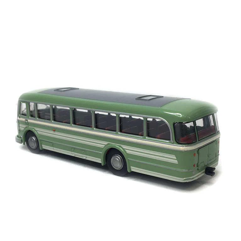 IFA H 6 B, vert et blanc, 1953 - BREKINA 59855 - HO 1/87