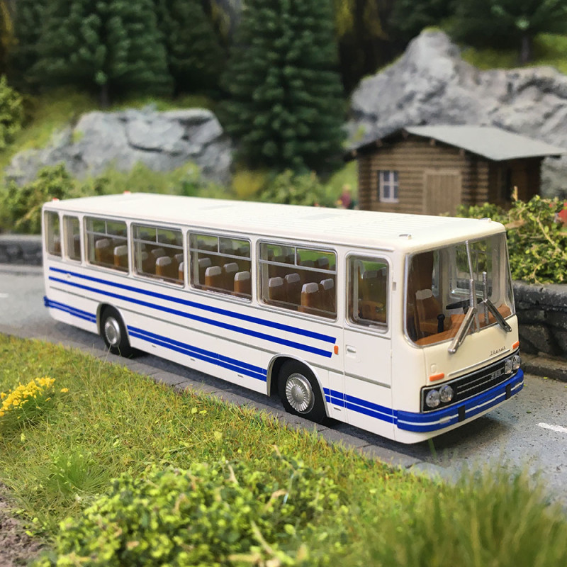 Bus Ikarus 255.71, blanc et bleu, 1972 - BREKINA 59657 - HO 1/87