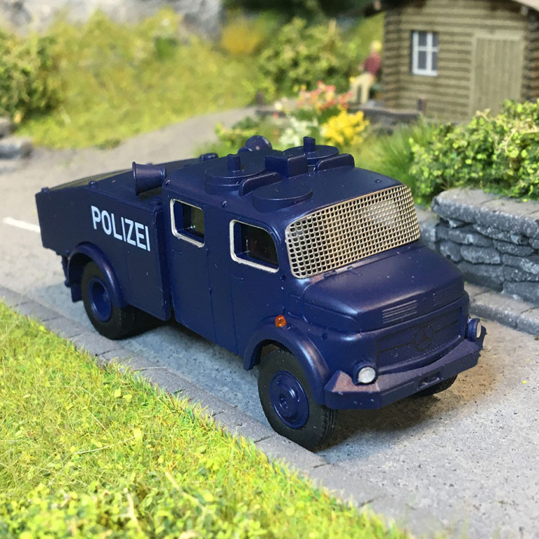 Canon à eau MB LA1113, police de Berlin, 1966 - BREKINA 47181 - HO 1/87