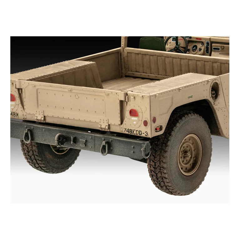 HMMWV M1097A2 - REVELL 03366 - 1/35 HMMWV M1097A2 - REVELL 03366 - 1/35