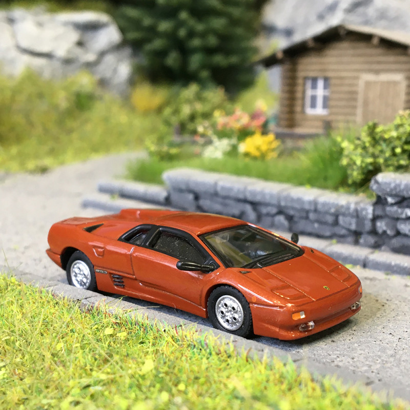 Lamborghini Diablo, cuivre métallisé, 1994 - Minichamps 870103224 - 1/87