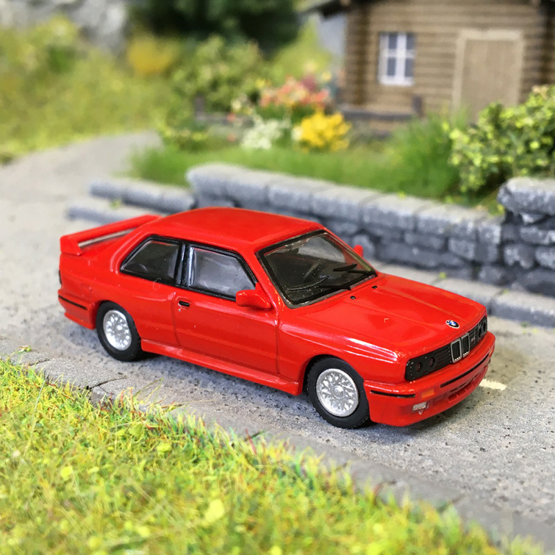 BMW M3 E30, rouge, 1986 - Minichamps 870020222 - 1/87