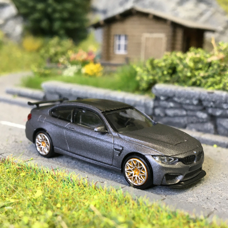 BMW M4 GTS, Gris Mat métallisé, 2016 - MINICHAMPS 870 027100 - HO 1/87