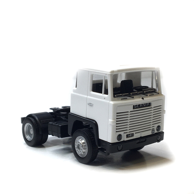 Tracteur Scania 141 2 essieux, blanc, 1977 - HERPA 318969-002 - HO 1/87