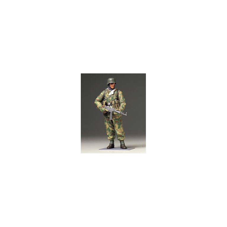 Figurine d'infanterie allemande, 2nd Guerre mondiale, uniforme d'hiver réversible - TAMIYA 36304 - 1/16