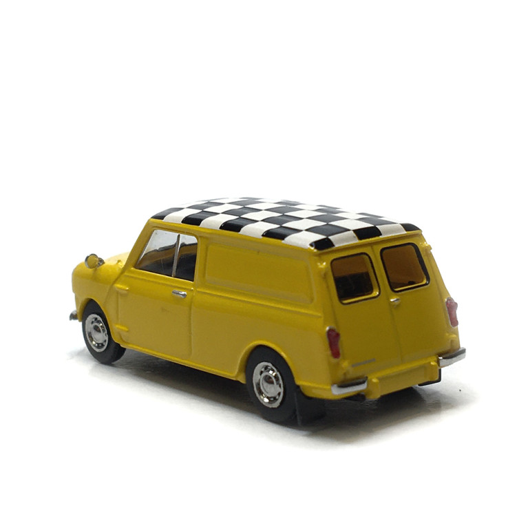 Austin Mini Countryman Van, jaune avec drapeau de course, 1960 - Brekina 15364 - HO 1/87