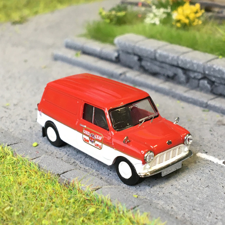 Austin Mini Countryman Van, Gold Leaf team Lotus, 1960 - Brekina 15367 - HO 1/87