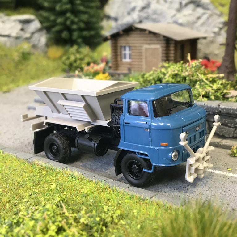 Espewe: IFA L60 D035, service d'hiver avec chasse neige - BUSCH 95561 - HO 1/87