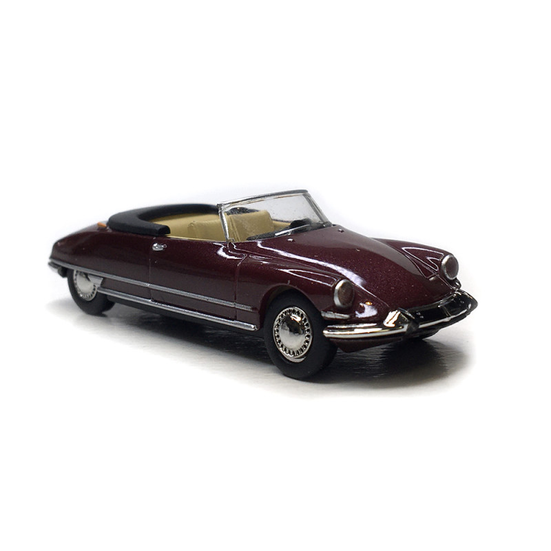 Citroën DS 19 cabriolet ouvert, rouge foncé, 1963 - SAI 7803 - HO 1/87