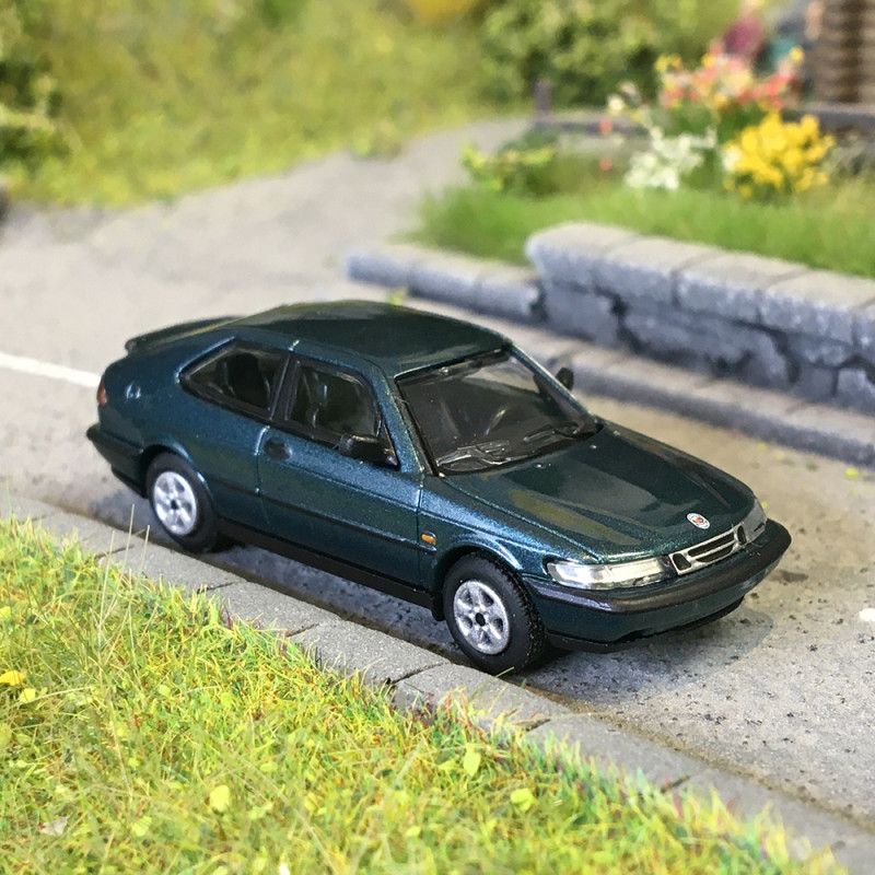 Saab 900, coupé, vert métallisé, 1995 - Minichamps 870170120 - 1/87