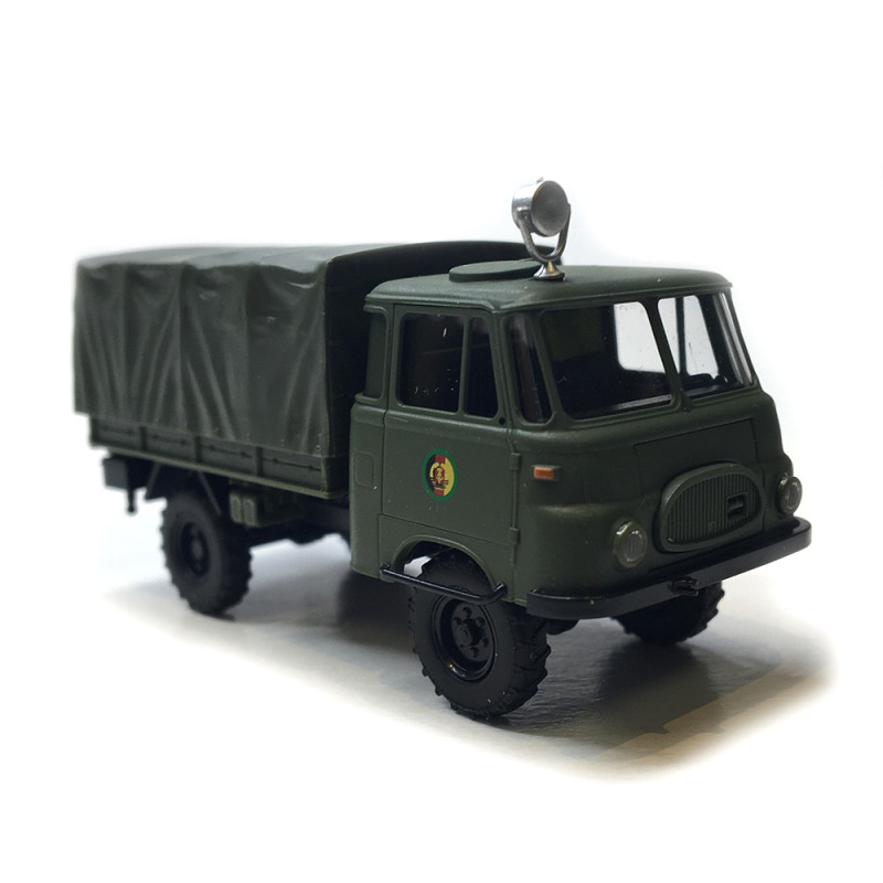 Robur LO 1800 A, troupes frontalières - BUSCH 51609 - HO 1/87
