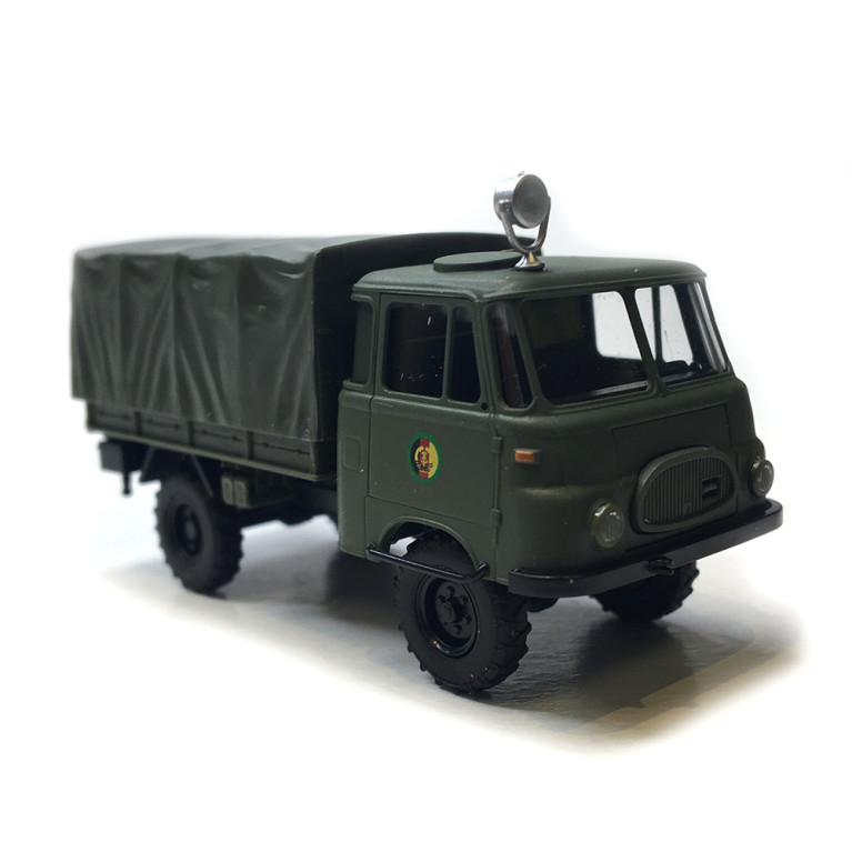 Robur LO 1800 A, troupes frontalières - BUSCH 51609 - HO 1/87