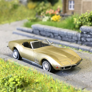 Chevrolet Corvette C3, coupé, gold, 1968 - BREKINA 19993 - HO 1/87