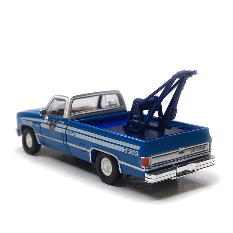 Chevrolet C10, dépanneuse, NYPD, 1981 - BREKINA 19672 - HO 1/87