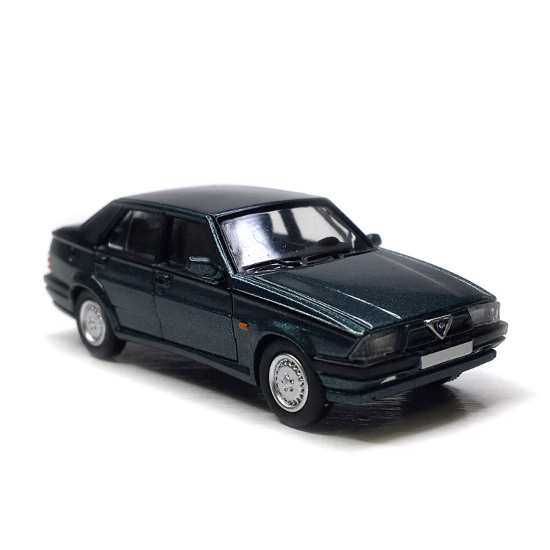 Alfa Roméo 75, dark green, 1988 - PCX 870786 - HO 1/87