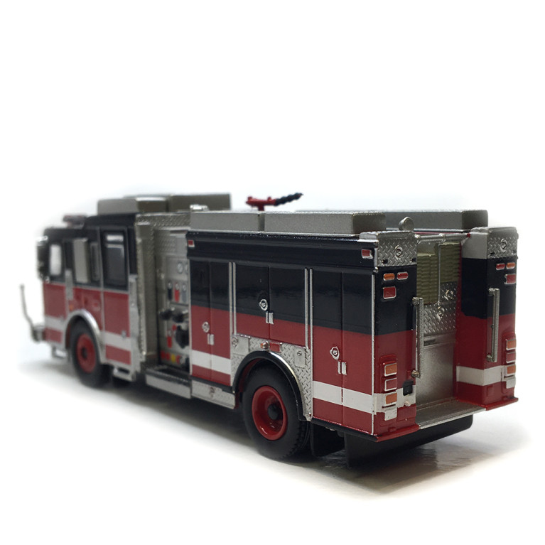 Seagrave attacker, rouge, noir, 2013 - PCX 870846 - HO 1/87
