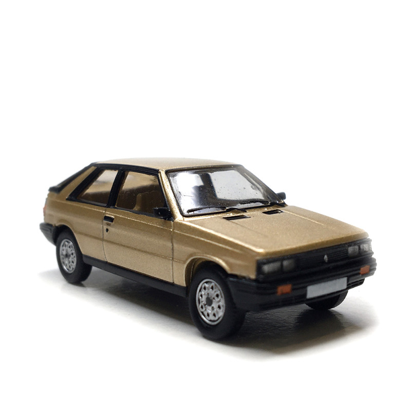 Renault 11, 3 portes phase 1, champagne, 1983 - SAI 7701 - HO 1/87