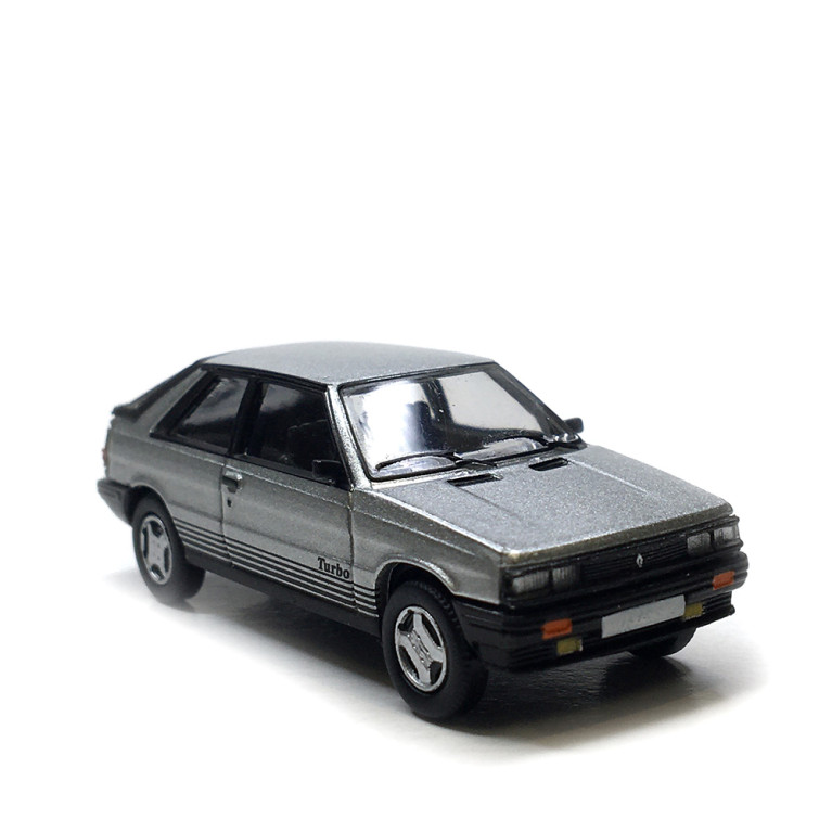 Renault 11 Turbo, 3 portes phase 1, argent, 1984 - SAI 7705 - HO 1/87
