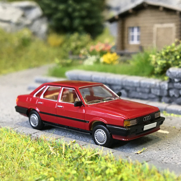 Audi 80 B2, rouge, 1984 - PCX 870712 - HO 1/87