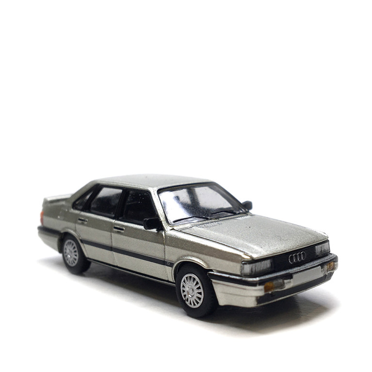 Audi 90 B2, argent, 1984 - PCX 870714 - HO 1/87