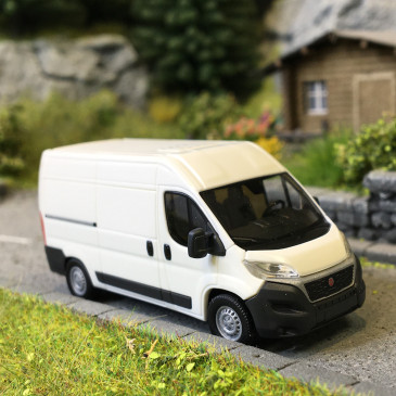 Fiat Ducato, blanc, 2011 - BUSCH 54600 - HO 1/87
