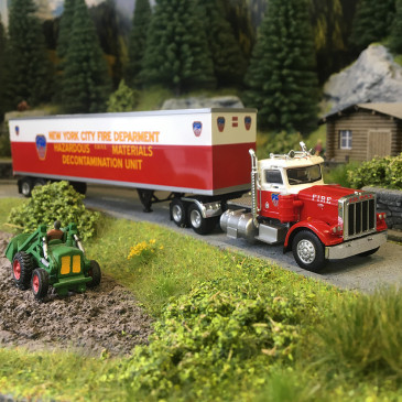 Camion, Peterbilt 359, FDNY, 1973 - BREKINA 85721 - HO 1/87