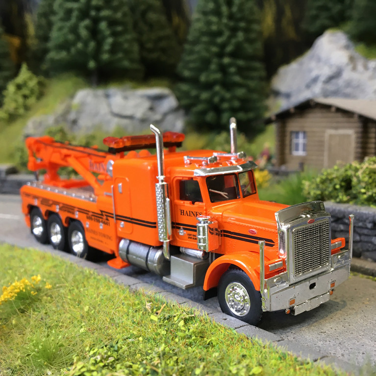Camion, Peterbilt 359, dépanneuse, Haines, 1973 - BREKINA 86282 - HO 1/87