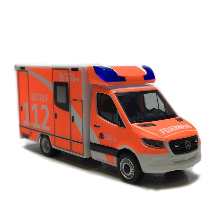 Ambulance, Mercedes Benz, Sprinter '18, Service d'incendie de Berlin - HERPA 098953 - HO 1/87