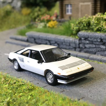 Ferrari, mondial 8, blanc, 1980 - PCX 871554 - HO 1/87
