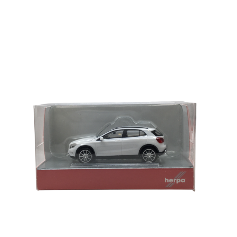 Mercedes Benz, GLA, blanc - HERPA 028318-002 - HO 1/87