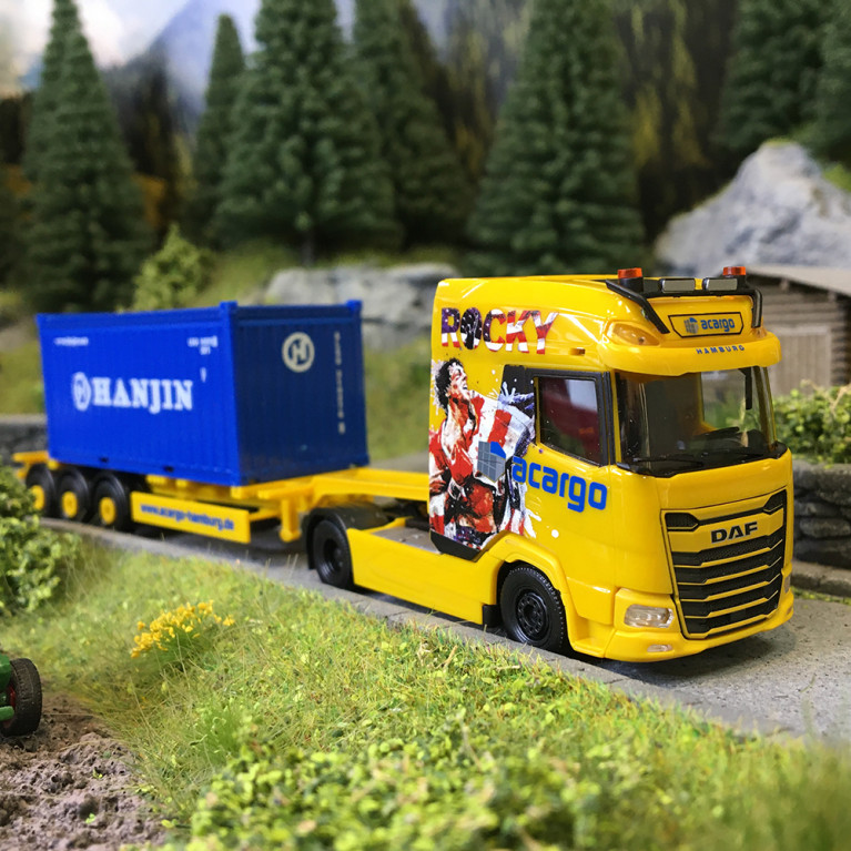 DAF XG+, semi-remorque porte-conteneur, Acargo, Hanjin - HERPA 320672 - HO 1/87