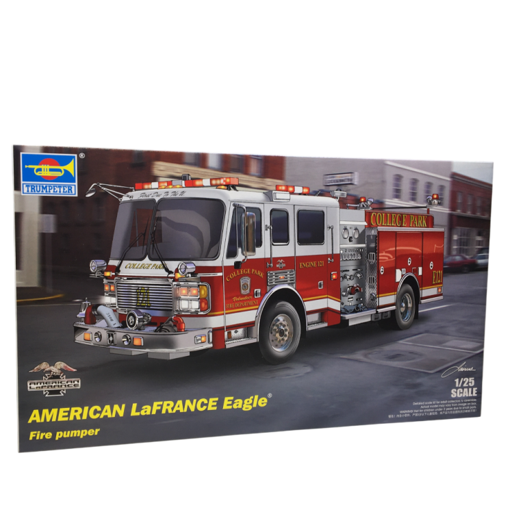 Camion pompier américain, LaFRANCE Eagle, 2002 - TRUMPETER 02506 - 1/25