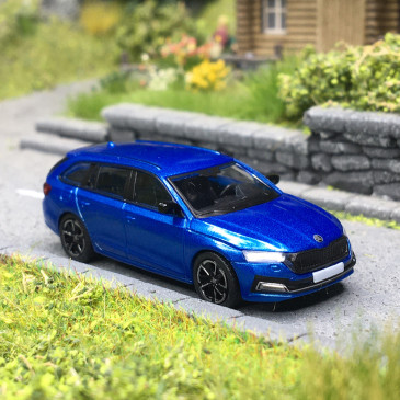 Skoda Octavia IV Combi, bleu métallisé, 2020 - PCX 870598 - HO 1/87
