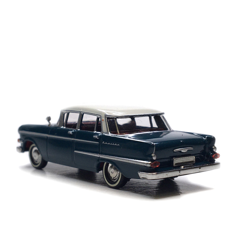 Opel Kapitän P2.6, bleu, blanc, 1959 - BREKINA 20819 - HO 1/87