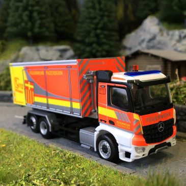 Mercedes Benz Arocs M, brigade des pompiers de Paderborn - HERPA 098854 - HO 1/87