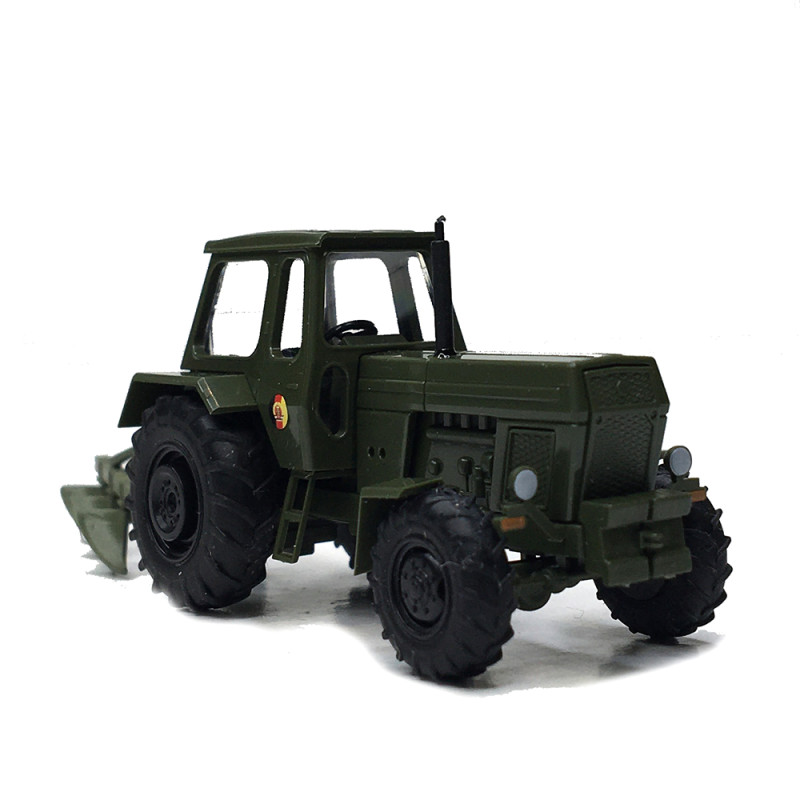 Tracteur, Fortschritt ZT 303 D, avec charrue à 3 socs, NVA - BUSCH 54207 - HO 1/87