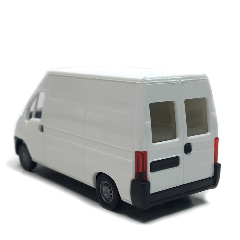 Fiat Ducato, blanc - BUSCH 89112 - HO 1/87