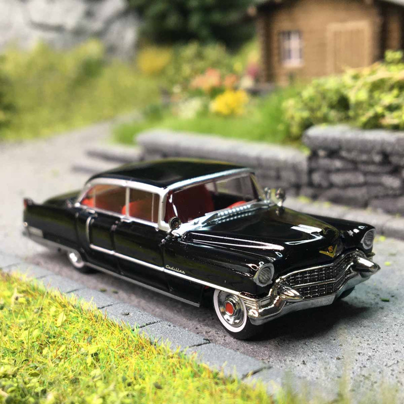 Cadillac Fleetwood, noir, 1955 - BREKINA 18352 - HO 1/87
