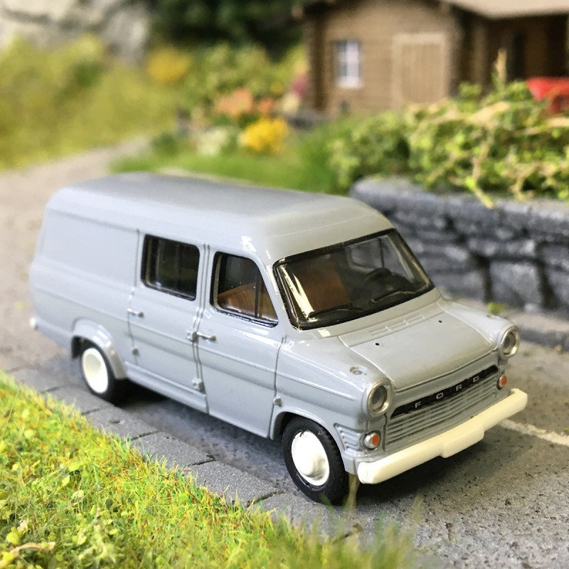Ford transit Mk1, gris, 1970 - BREKINA 34170 - HO 1/87
