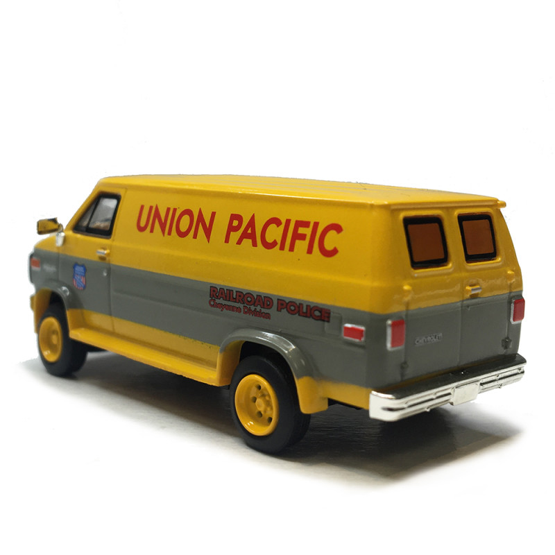 Chevrolet G20, UNION PACIFIC, 1983 - BREKINA 18254- HO 1/87