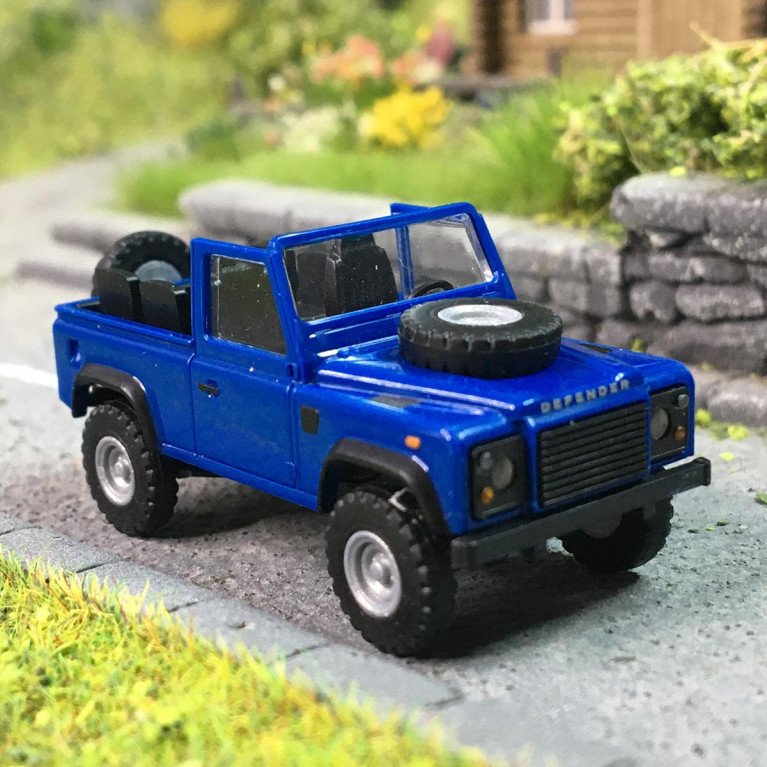 Land Rover, defender 90, bleu, 1983 - BUSCH 54393 - HO 1/87