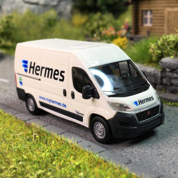 Fiat Ducato, fourgonnette Hermès, 2014 - BUSCH 54612 - HO 1/87