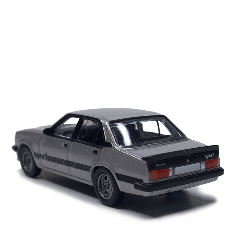 Opel ascona B, gris, 1979 - PCX 871693 - HO 1/87