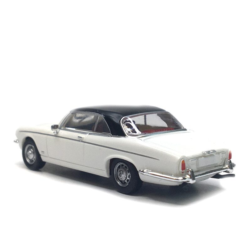 Jaguar XJ-C, blanc, noir, 1973 - PCX 871568 - HO 1/87